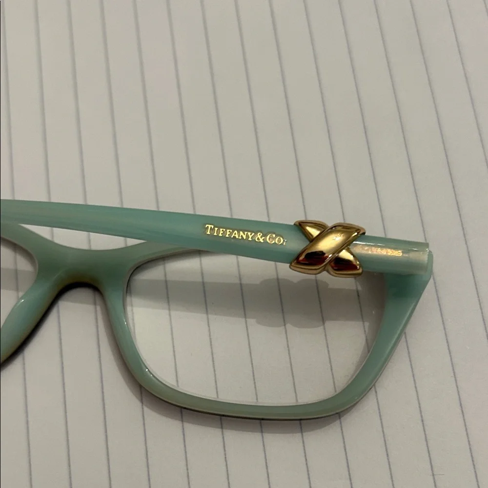 Tiffany & Co +2.00 readers. Stylish Black and Blue readers. Excellent condition - Picture 7 of 9
